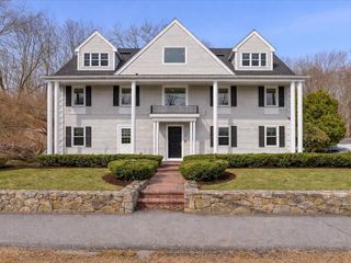 65 Eliot St, Natick, MA 01760