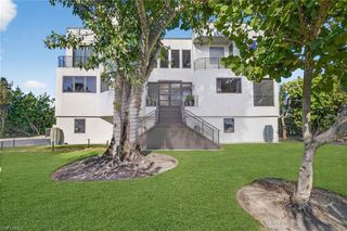 3400 W Gulf DR, Sanibel, FL 33957