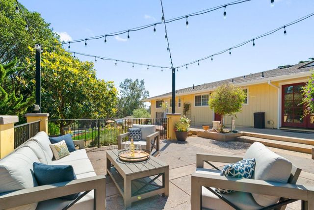 3225 Hillman Lane, Royal Oaks, CA 95076