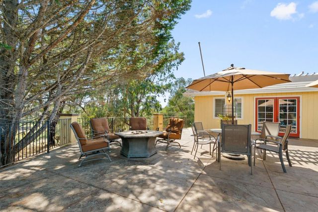 3225 Hillman Lane, Royal Oaks, CA 95076