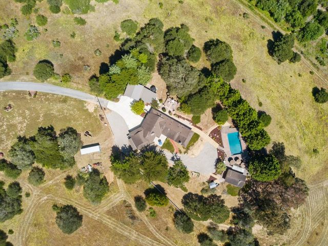 3225 Hillman Lane, Royal Oaks, CA 95076