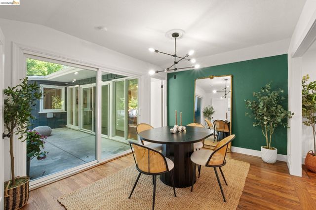 2647 Monterey Blvd, Oakland, CA 94602