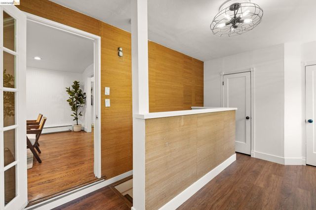 2647 Monterey Blvd, Oakland, CA 94602