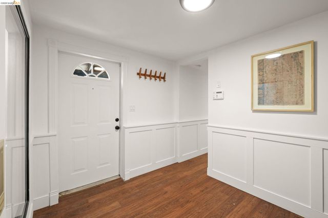 2647 Monterey Blvd, Oakland, CA 94602