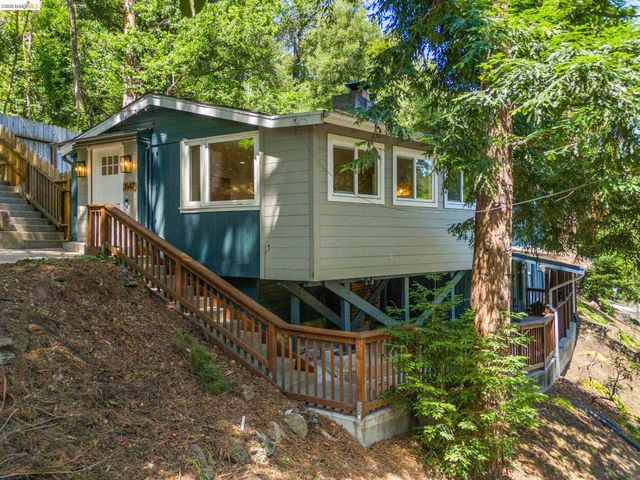 2647 Monterey Blvd, Oakland, CA 94602