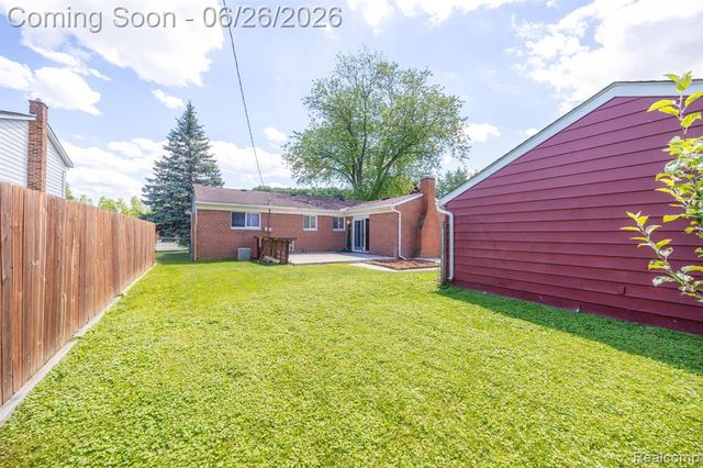 15724 Leader Street, Taylor, MI 48180