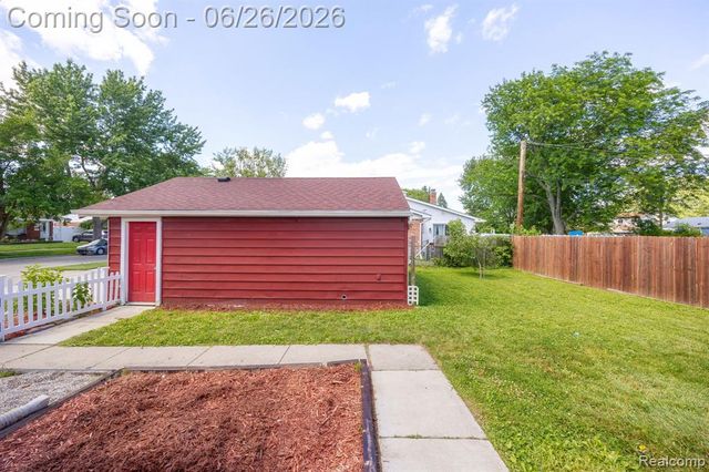 15724 Leader Street, Taylor, MI 48180