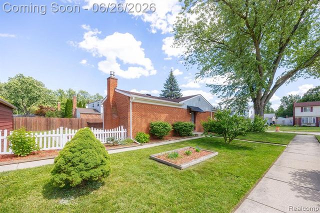 15724 Leader Street, Taylor, MI 48180