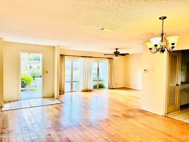 462 Port Malabar Boulevard NE, Palm Bay, FL 32905