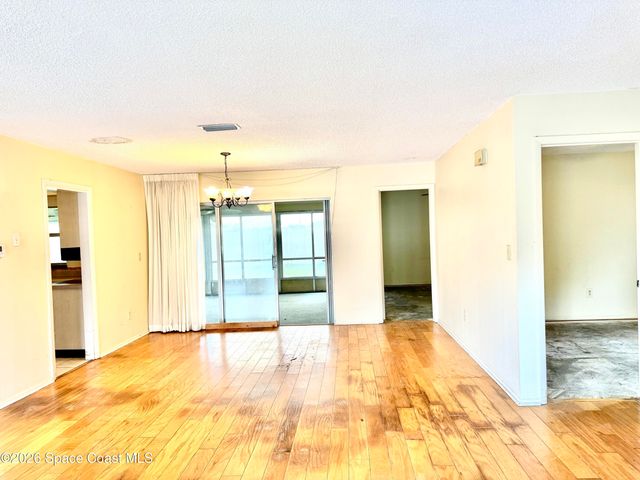 462 Port Malabar Boulevard NE, Palm Bay, FL 32905