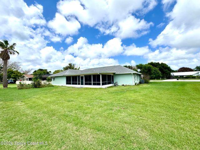 462 Port Malabar Boulevard NE, Palm Bay, FL 32905