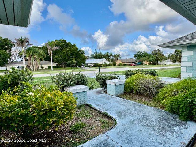 462 Port Malabar Boulevard NE, Palm Bay, FL 32905