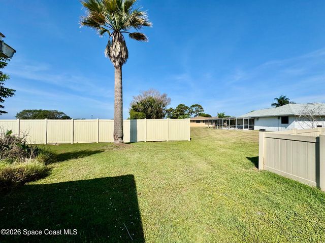 462 Port Malabar Boulevard NE, Palm Bay, FL 32905