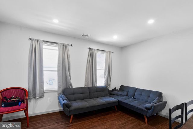 7324 PARK AVE, Pennsauken, NJ 08109
