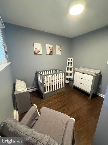 25 MAPLE AVE, Hatboro, PA 19040