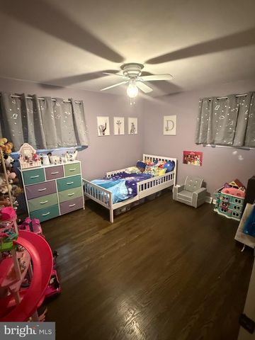 25 MAPLE AVE, Hatboro, PA 19040