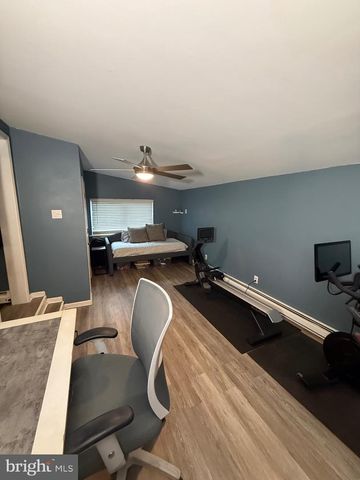 25 MAPLE AVE, Hatboro, PA 19040