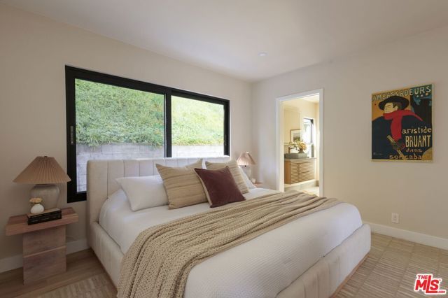 4100 Don Diablo Drive, Los Angeles, CA 90008