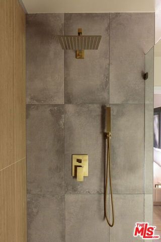 4100 Don Diablo Drive, Los Angeles, CA 90008