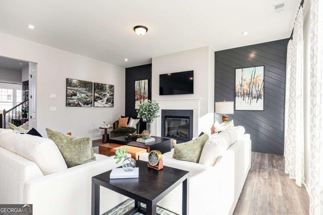 329 Brighton Bend Lane, Acworth, GA 30102