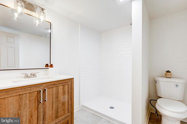 203 MENG RD, Schwenksville, PA 19473