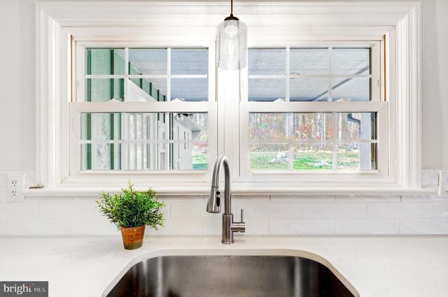 203 MENG RD, Schwenksville, PA 19473