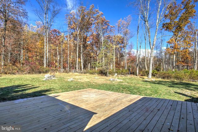 203 MENG RD, Schwenksville, PA 19473