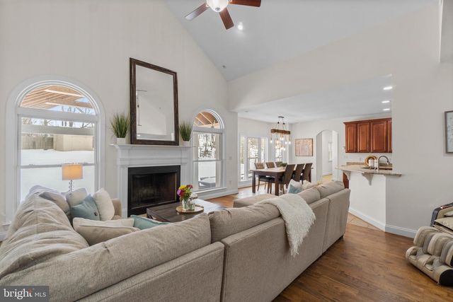 21877 BOONSBORO MOUNTAIN RD, Boonsboro, MD 21713