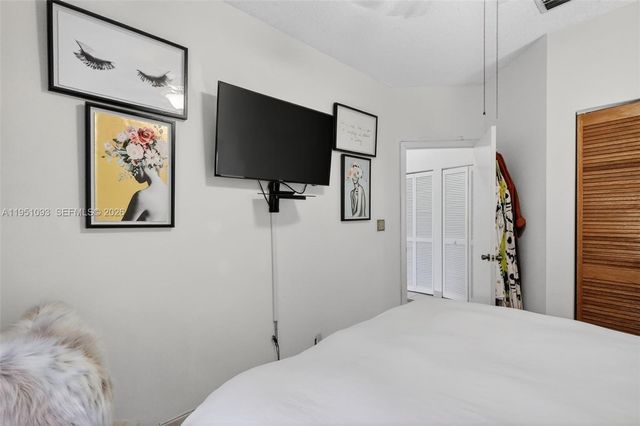 15505 N Miami Lakeway N 201, Miami Lakes, FL 33014