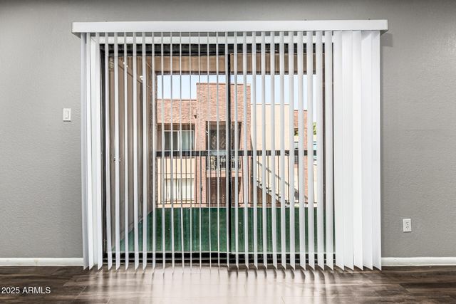 3810 N MARYVALE Parkway 2020, Phoenix, AZ 85031