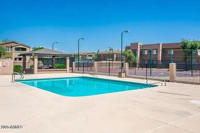 3810 N MARYVALE Parkway 2020, Phoenix, AZ 85031