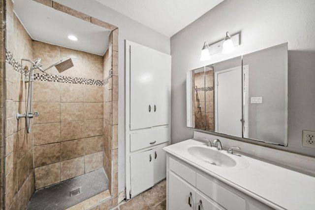 3324 Kathryn Circle, Pasadena, TX 77503