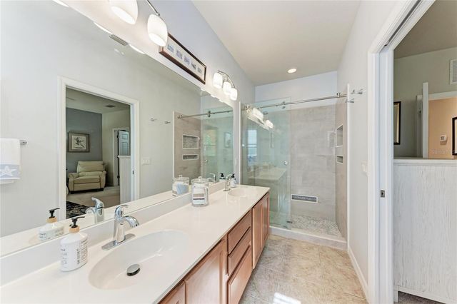 3810 82ND AVENUE CIRCLE E 106, Sarasota, FL 34243