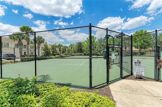 3810 82ND AVENUE CIRCLE E 106, Sarasota, FL 34243