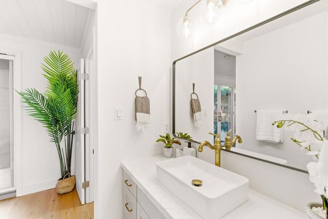 678 Connie Avenue, San Mateo, CA 94402