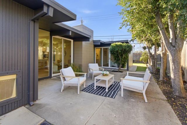 678 Connie Avenue, San Mateo, CA 94402