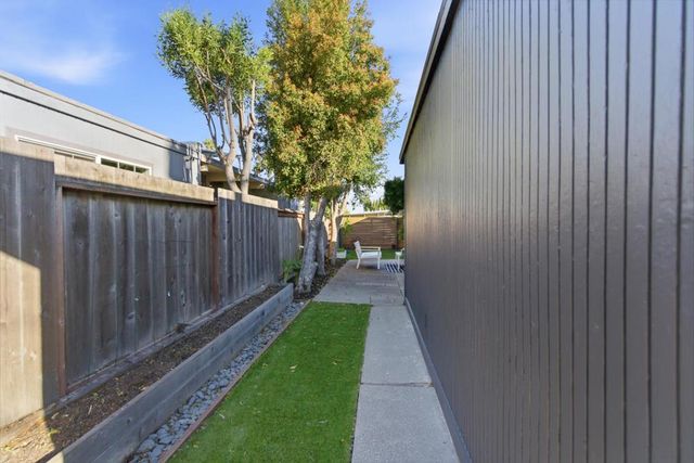 678 Connie Avenue, San Mateo, CA 94402