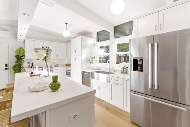 678 Connie Avenue, San Mateo, CA 94402