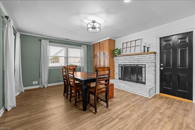122 Ashley RD, Chesapeake, VA 23322