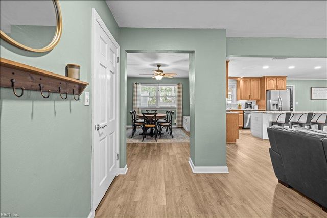122 Ashley RD, Chesapeake, VA 23322