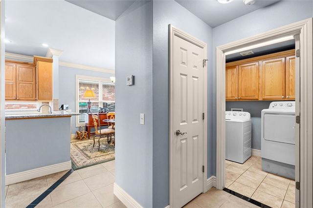 6928 Young Farm Avenue, Springdale, AR 72762