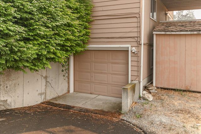 11502 E 20th Ave, Spokane Valley, WA 99206