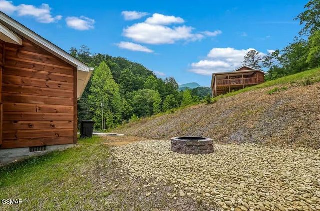 2109 Bluff Ridge Road, Sevierville, TN 37876