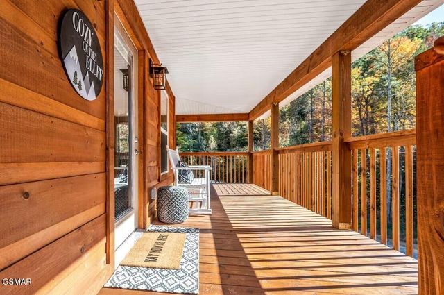 2109 Bluff Ridge Road, Sevierville, TN 37876