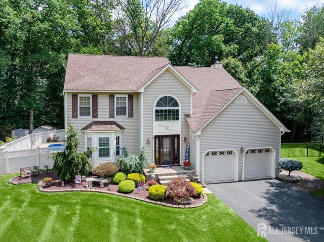 45 Woodruff Drive, Old Bridge, NJ 07747