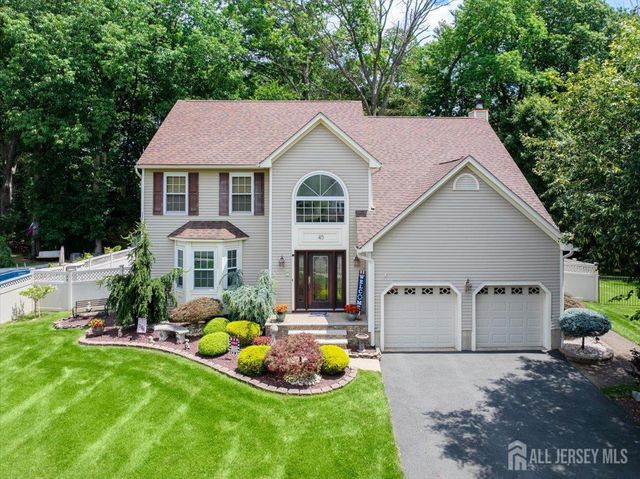 45 Woodruff Drive, Old Bridge, NJ 07747