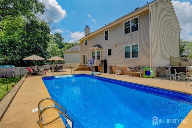 45 Woodruff Drive, Old Bridge, NJ 07747