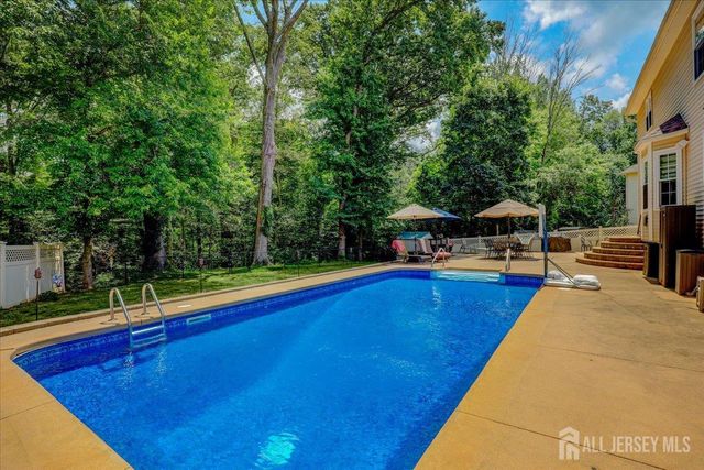 45 Woodruff Drive, Old Bridge, NJ 07747