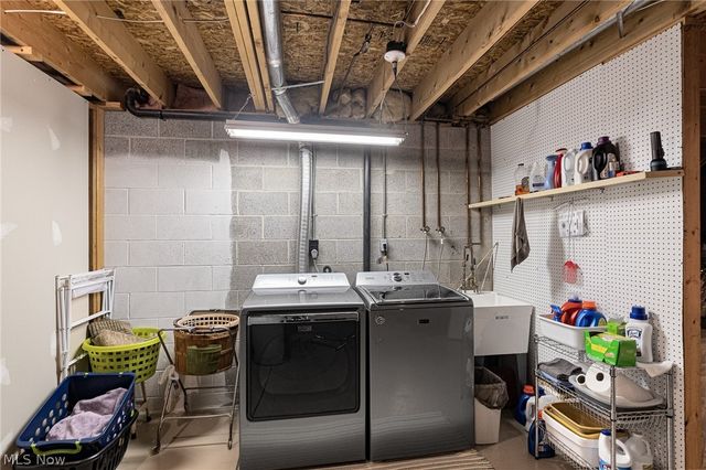 3669 Sharon Copley, Medina, OH 44256