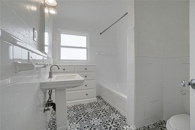 2250 Magnolia, Long Beach, CA 90806